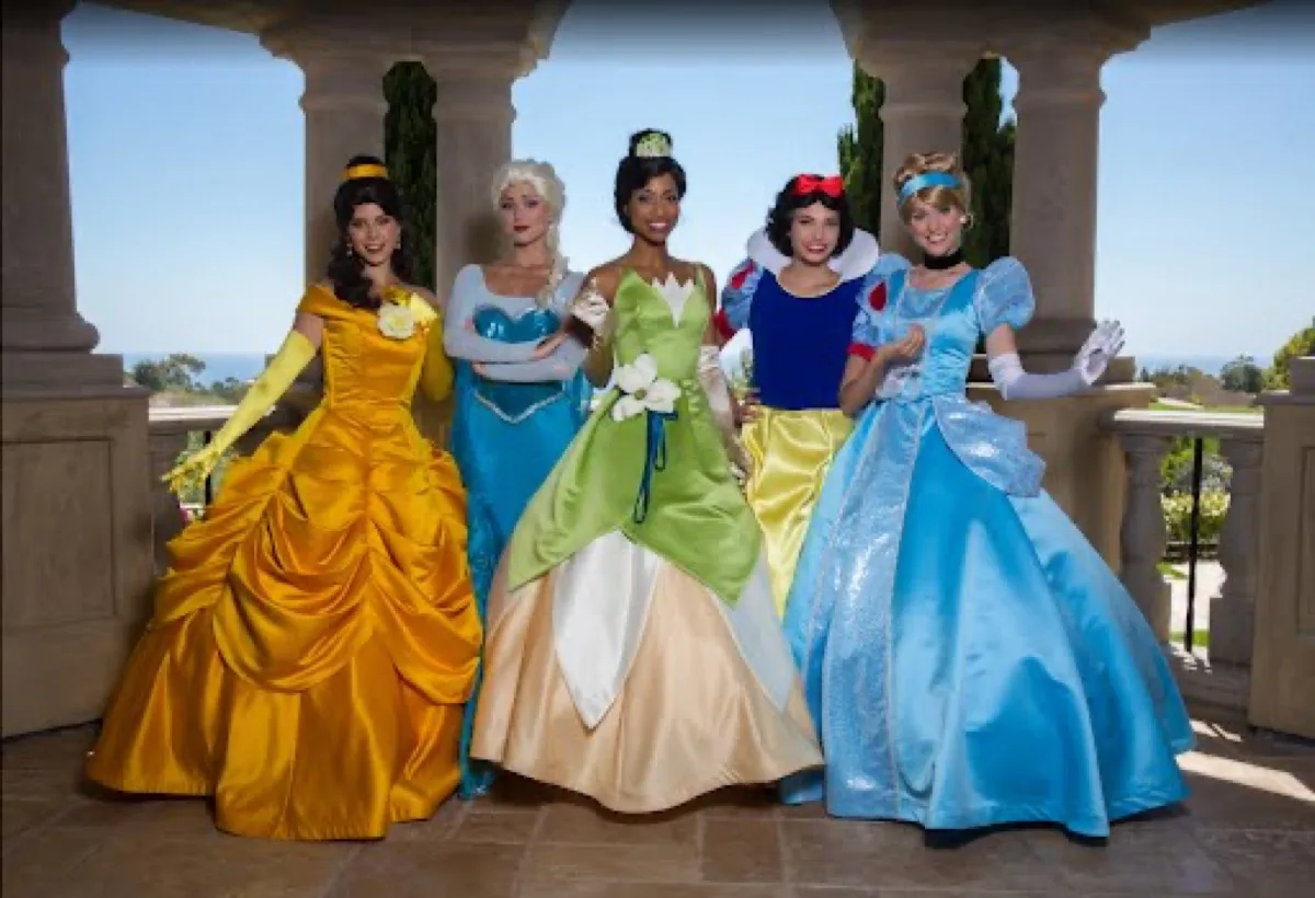 Bookish Princess party character photo 5