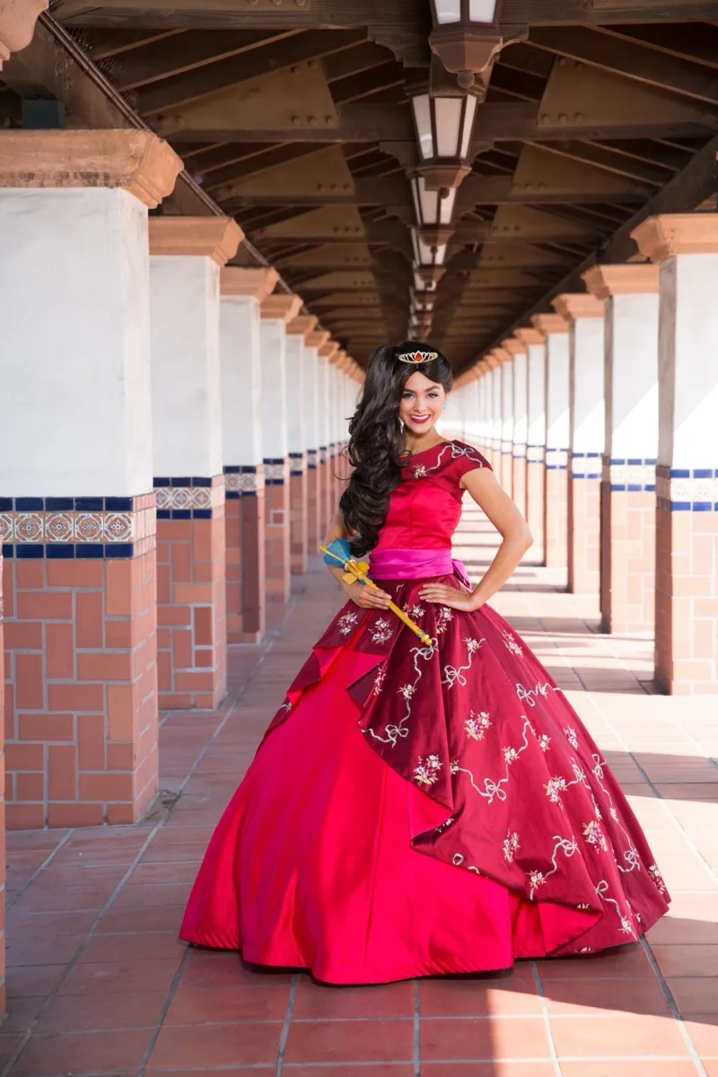 Latina Princess party character photo 2