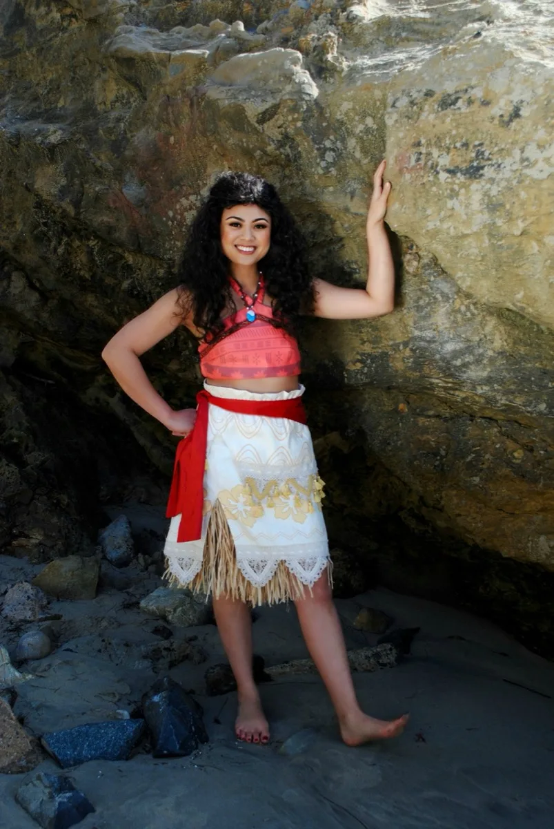 Hawaiian Princess party character photo 1