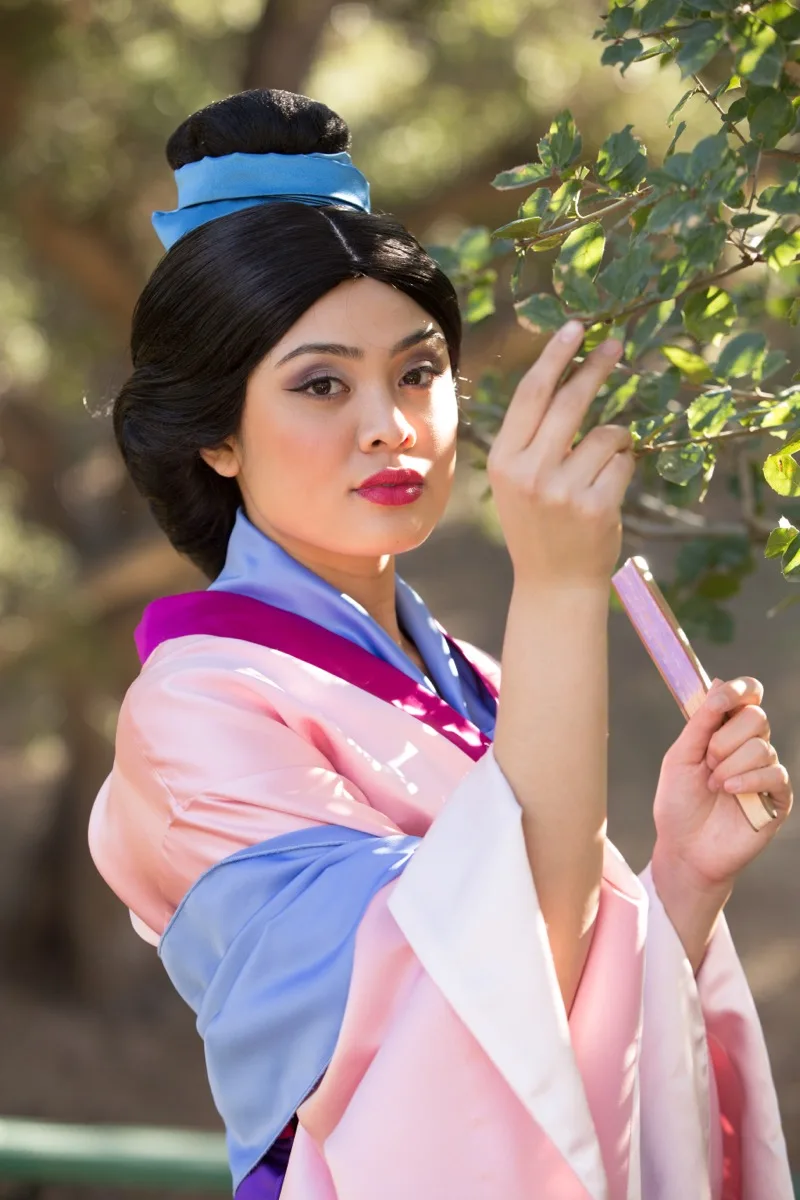 Asian Princess party character photo 3
